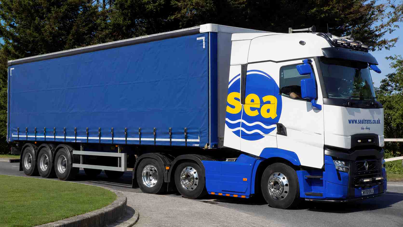 SEA Transport truck and trailer distribution vehicle